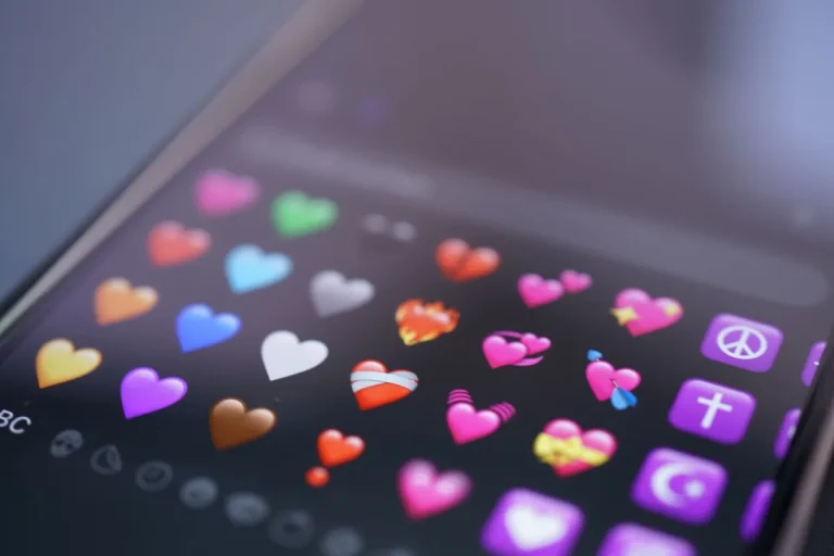 Acheter des likes Instagram : CGU, loi et risques réels