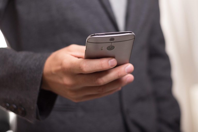 Tirer Parti du Marketing d&rsquo;Influence sur TikTok pour Maximiser le ROI de Votre TPE/PME