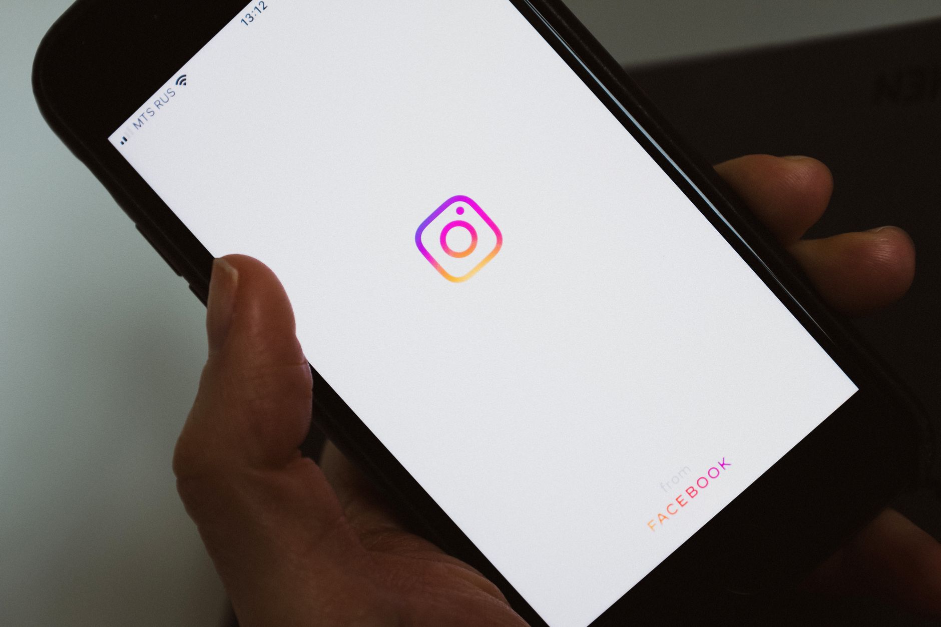 Acheter des followers Instagram : risques et alternatives