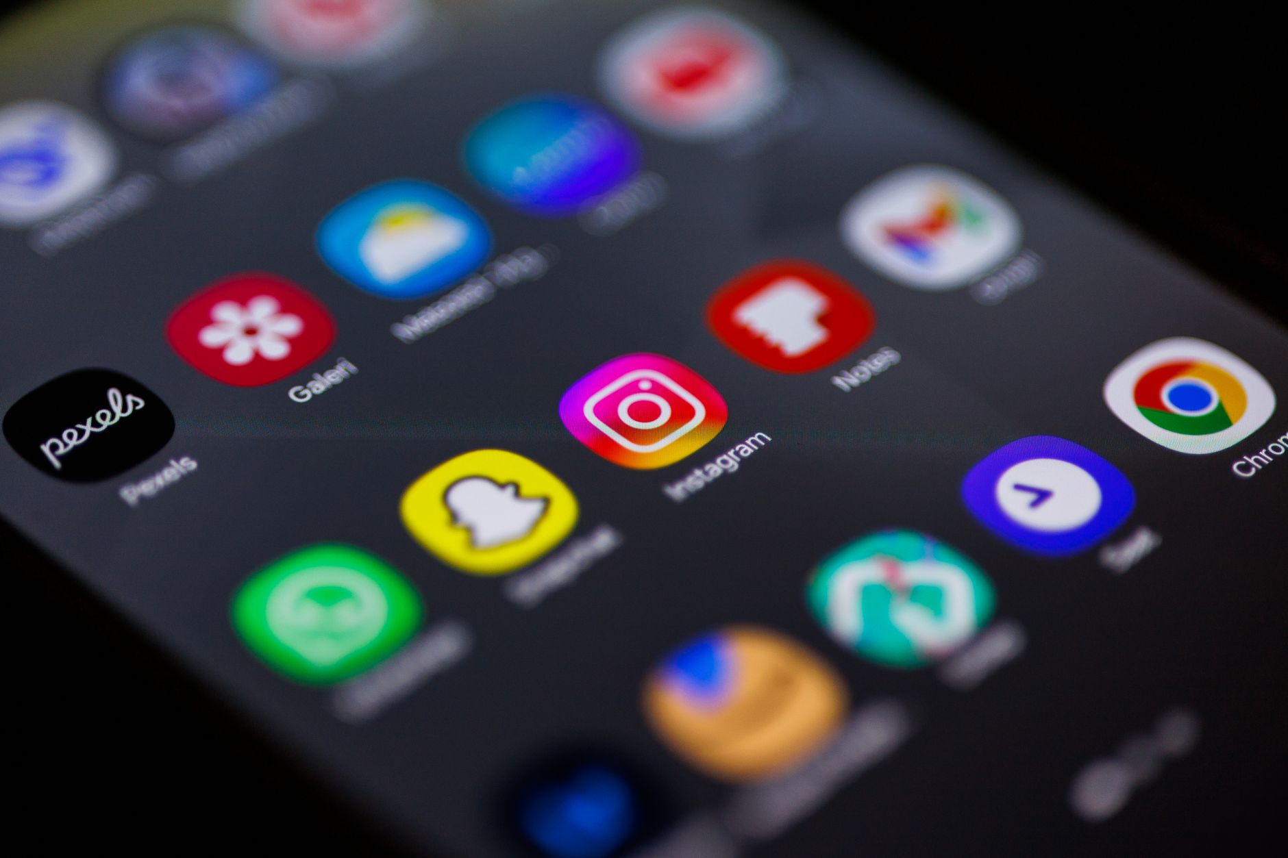 Créer du contenu Instagram aujourd'hui: prioriser les Reels