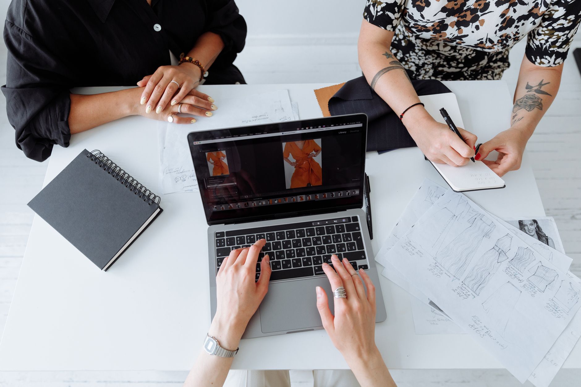 Choisir une plateforme de collaboration entre créateurs