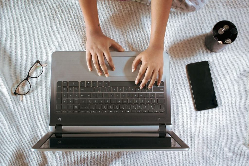 Qu&rsquo;est‑ce que le contenu UGC et pourquoi l&rsquo;utiliser