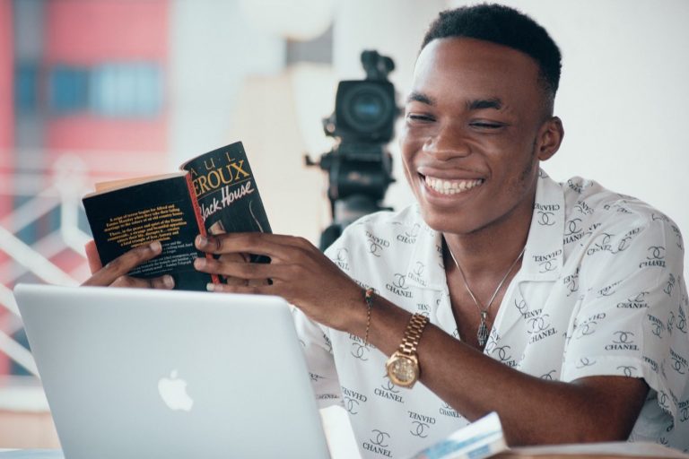 Métiers du web accessibles sans diplôme