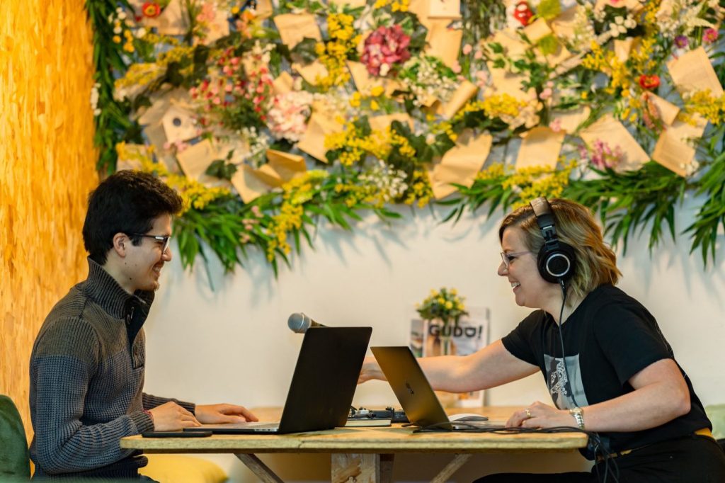 Choisir une plateforme de collaboration entre créateurs