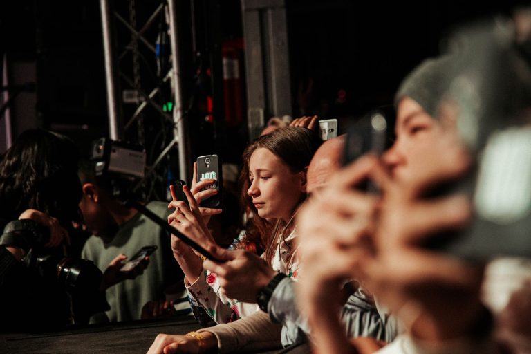Boostez vos revenus : YouTube Shopping, la nouvelle arme des créateurs